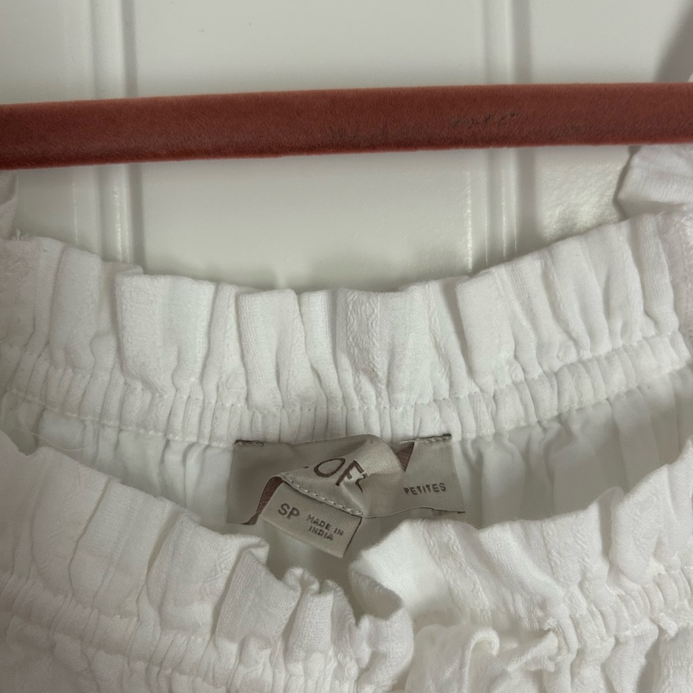 Woman’s White Loft Dress - Picture 2 of 3